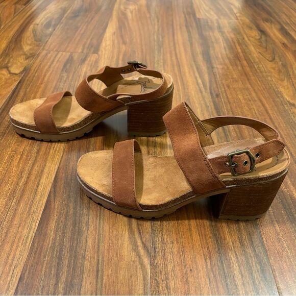Zodiac Brown Leather Lola Chunky Heeled Sandal - Picture 3 of 9